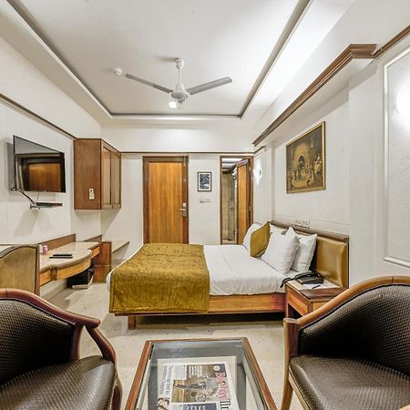 Regal Enclave Hotel Mumbai Bagian luar foto