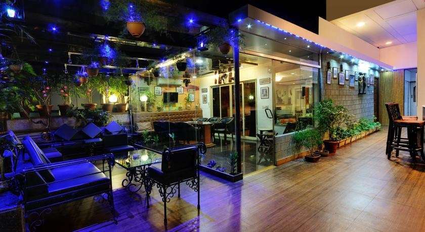 Regal Enclave Hotel Mumbai Restoran foto